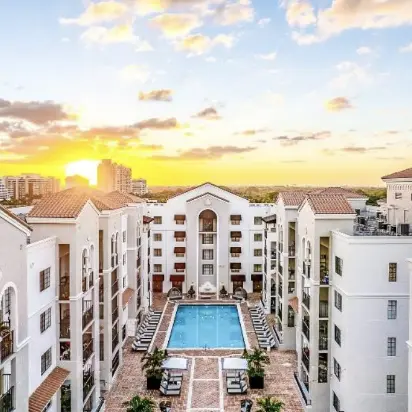 Gable Grand Plaza Apartments
